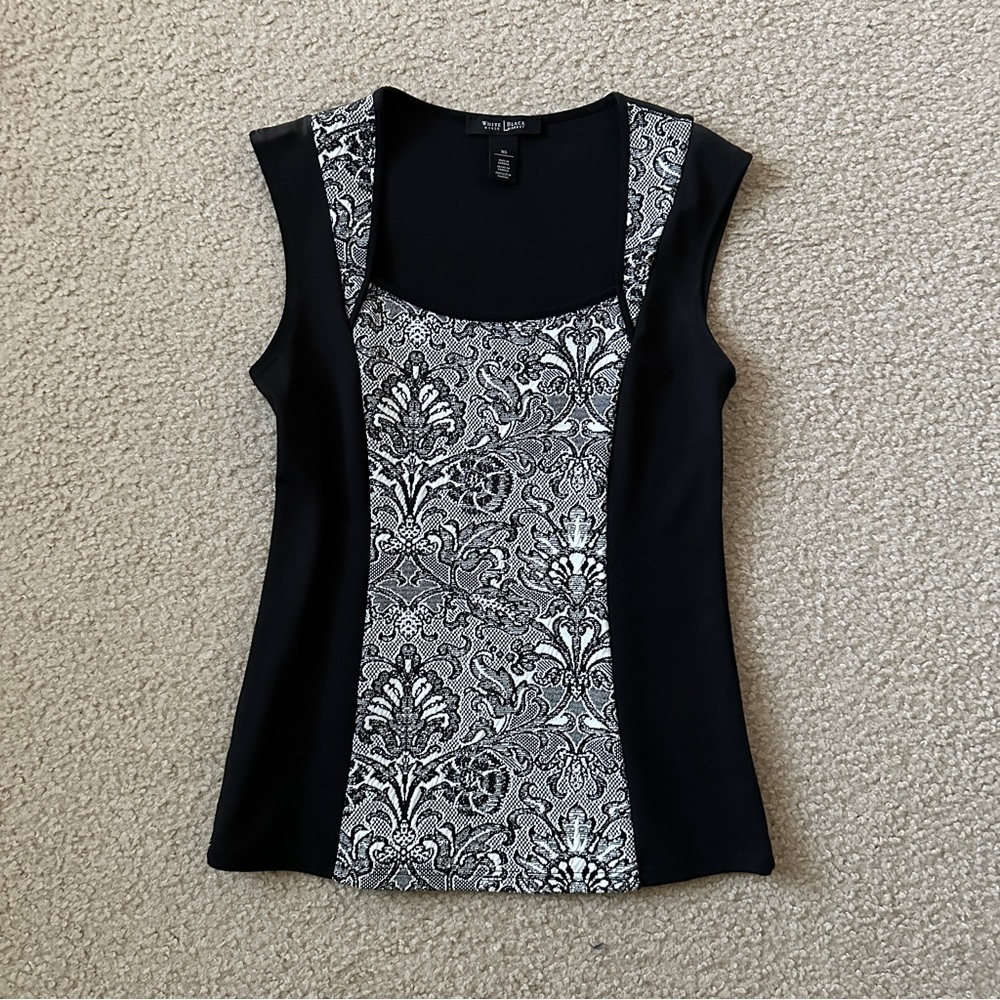 Black and White Patterned Sleeveless WHBM Top